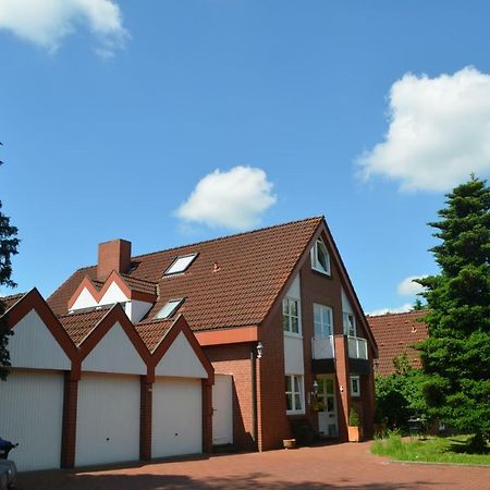 Gaestehaus Vigliarolo Gewerblich Jedes Zimmer Eigenes Bad Gemeinschaftskueche Elmshorn Eksteriør bilde